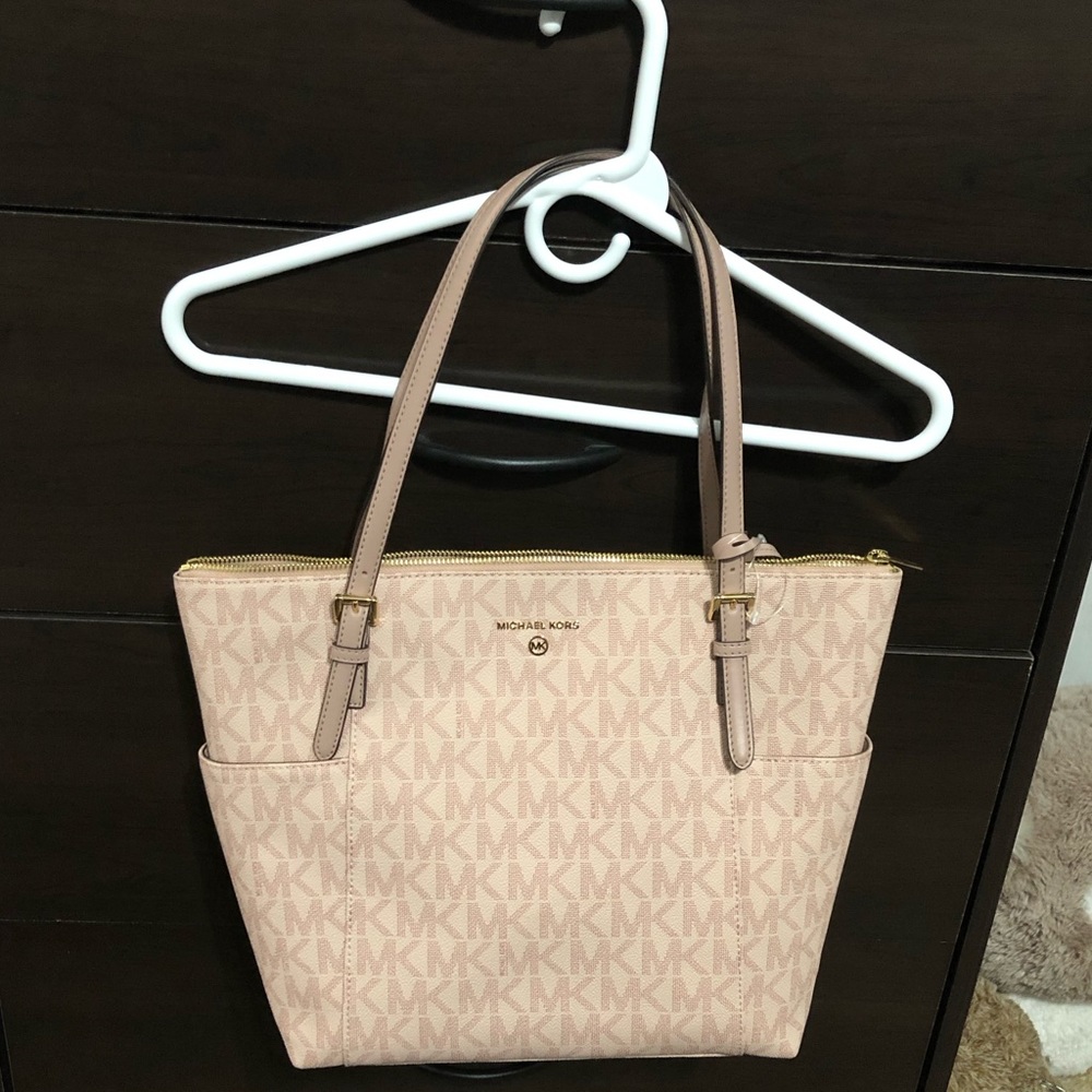 MK signature Jet Set EW Tote in ballet pink